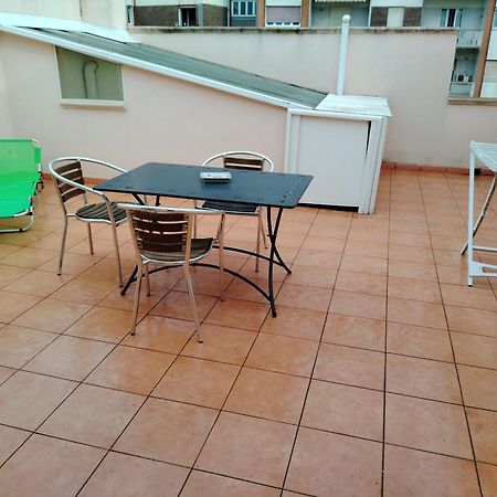Mansarda Con Terrazzo Privato Apartment บาร์เลตตา ภายนอก รูปภาพ